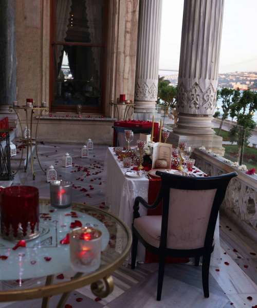 ciragan-sarayinda-romantik-evlilik-teklifi-24